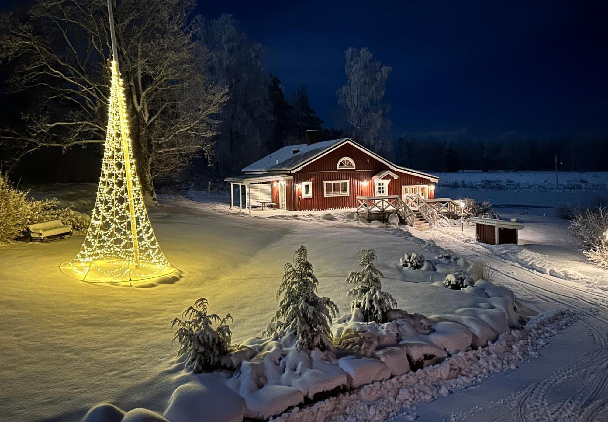 Villa Persas Kristinehamn Bagian luar foto